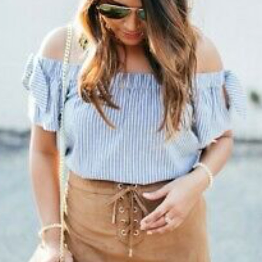 Off the Shoulder Striped Crop Top